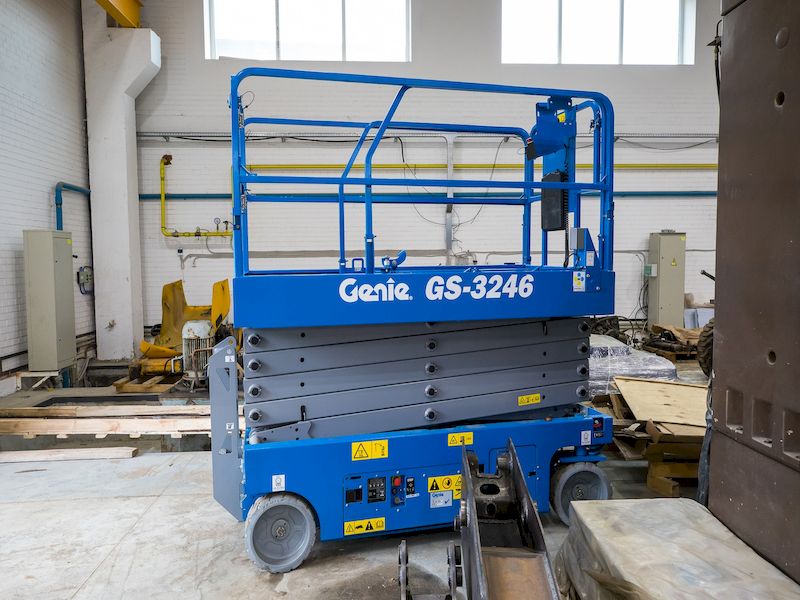 Аренда ножничного подъемника Genie GS 3246